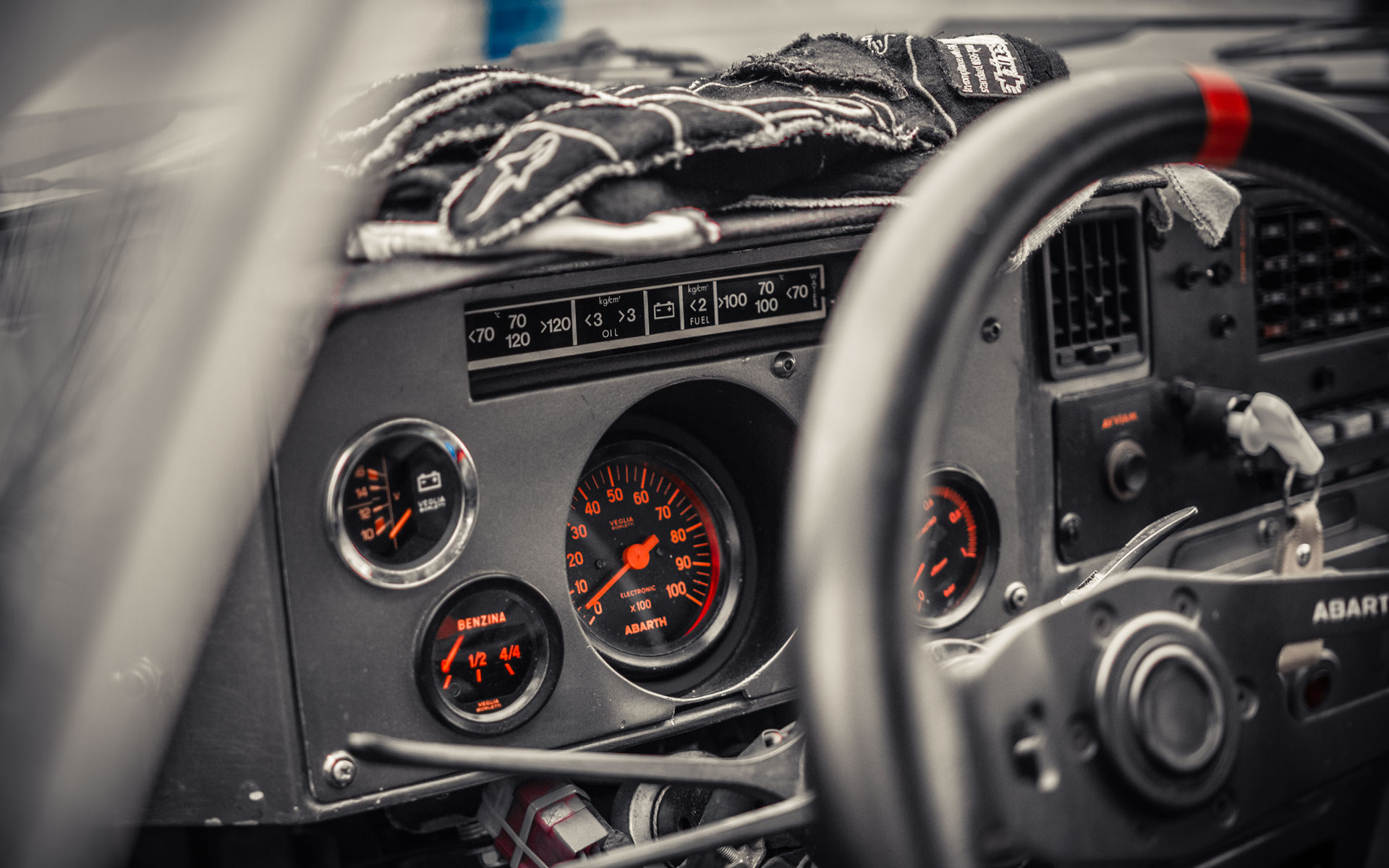 Tuscan Rewind 2014 Foto Lancia Rally 037 Martini Harri Toivonen Francesco Buffi Cockpit